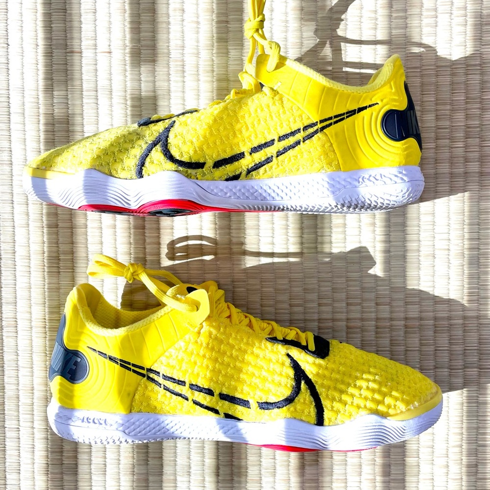 Size 9 - Nike React Gato IC Indoor court Soccer Futsal Yellow CT0550-710